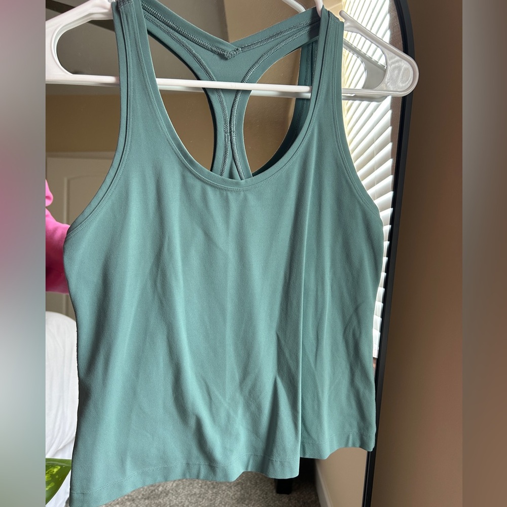 Lululemon racerback cropped tank size 10